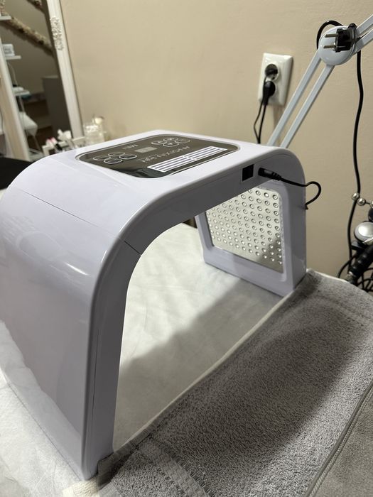 Професионален уред за фотон терапия  с  LED