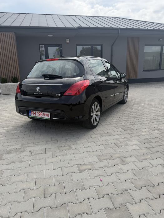 Peugeot 308 1.6 THP Allure – 2012 – 238.800 km