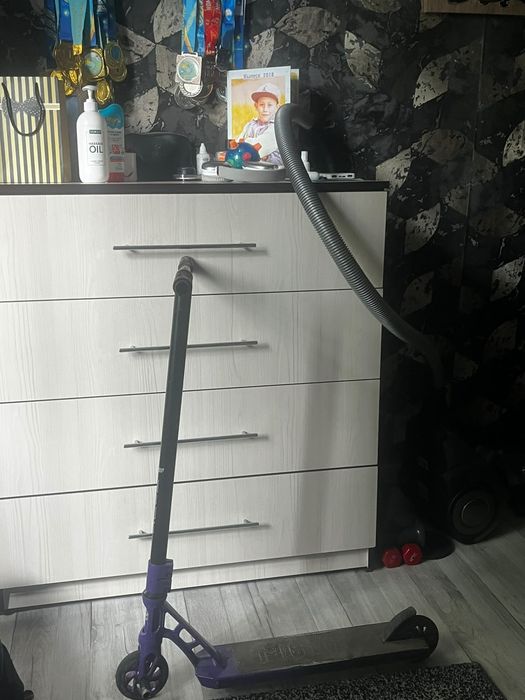 Продам трюковой самокат