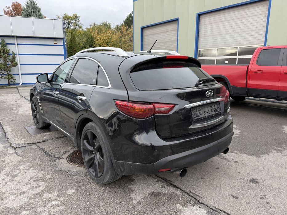 Infiniti FX30d S НА ЧАСТИ