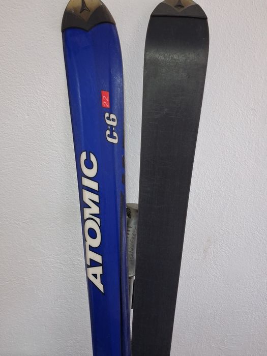 Skiuri Atomic carv C:6