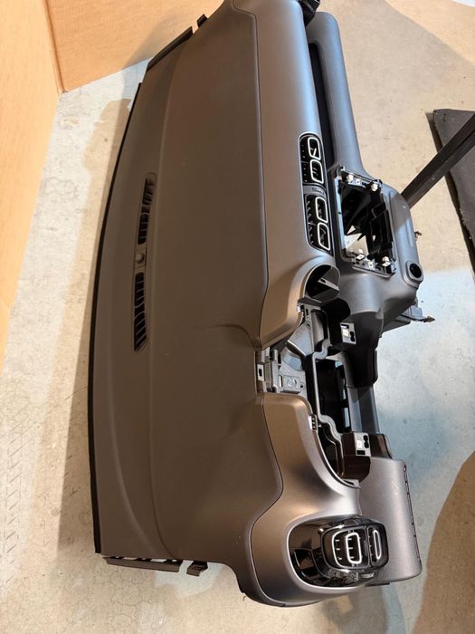 Plansa bord citroen c3 aircross