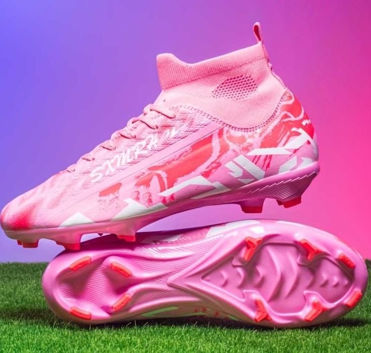 Футболни бутонки с номера