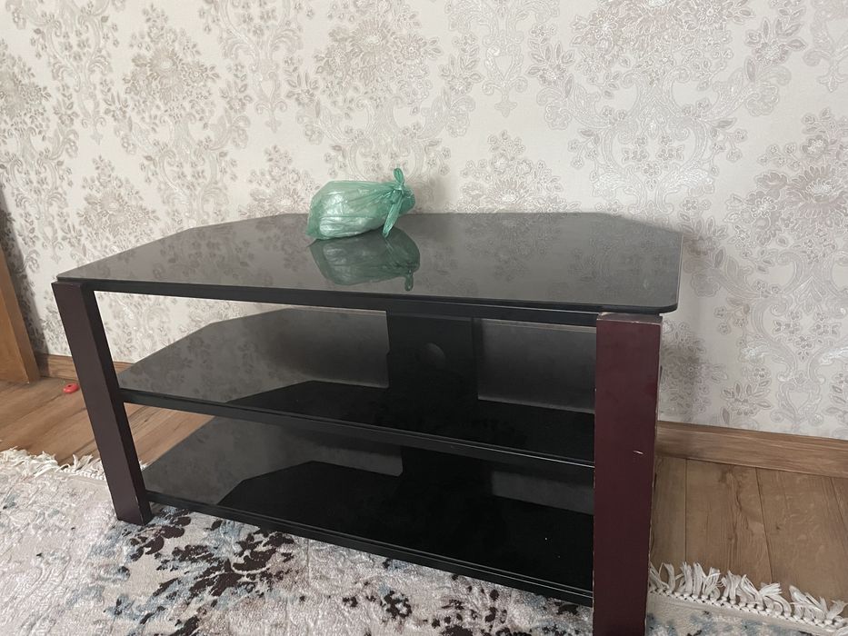 Подставка под телевизор