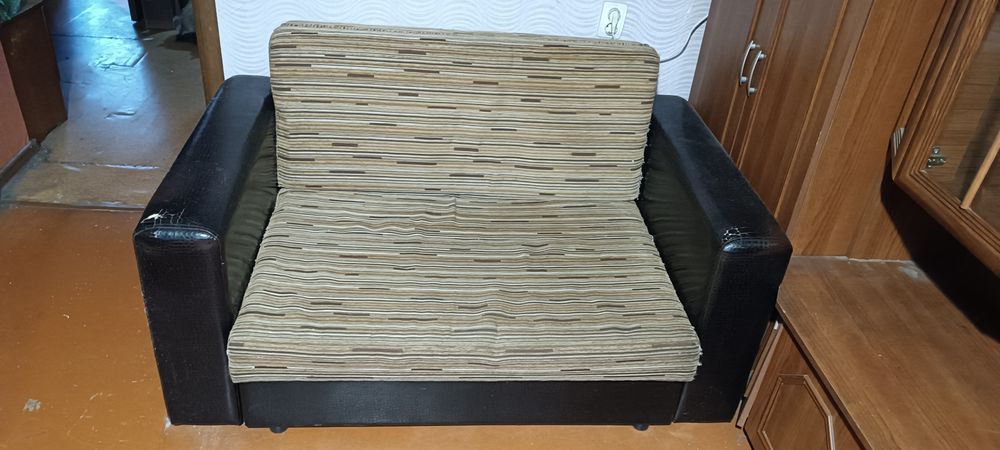 Отдам мебель б/у бесплатно