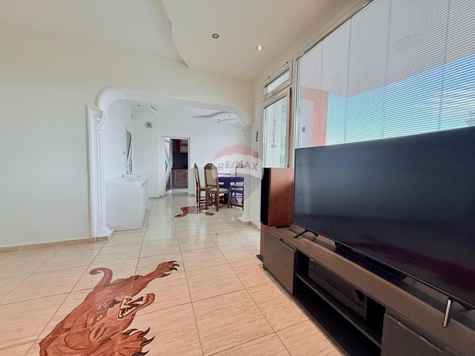 Апартамент с две спални и паркомясто под наем, кв. Виница, гр. Варна,