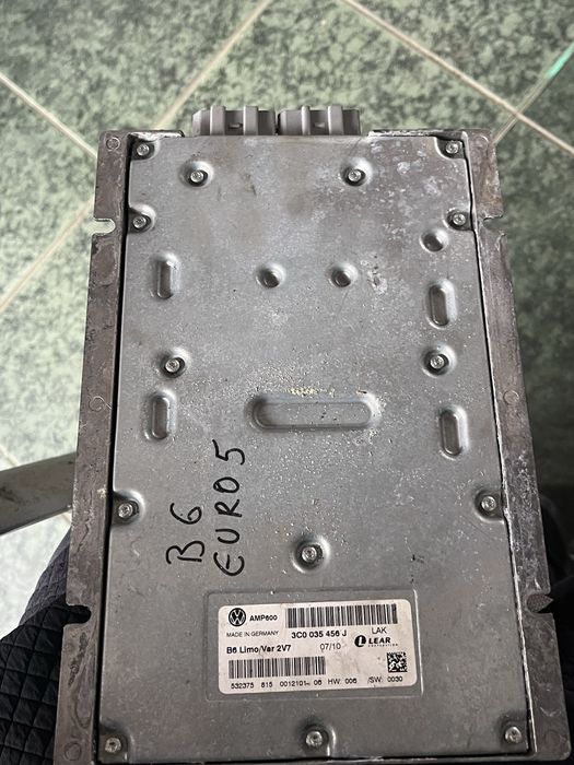 Amplificator vw passat b6 euro 5 statie