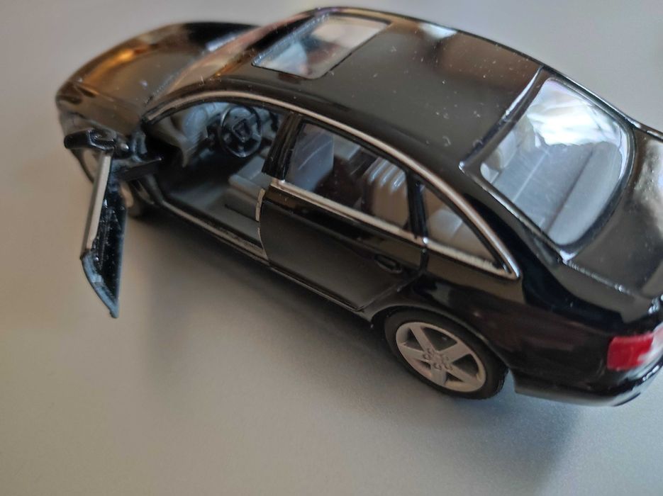 Ауди А6 метална количка