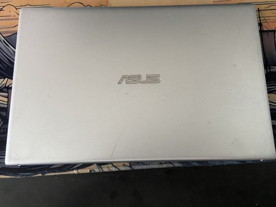 Продам asus vivobook 14 (i3 / 8 gb)
