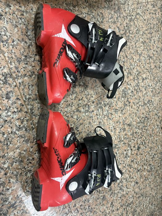 Clapari ATOMIC RJ4 marimea 36