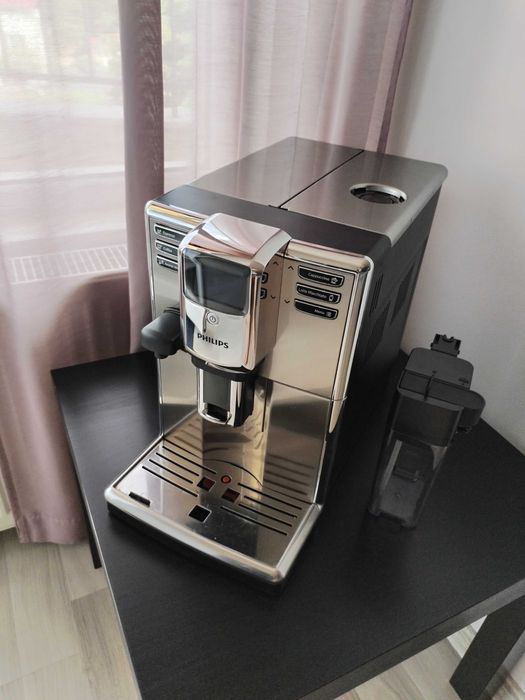 Кафеавтомат PFILIPS EP5365 с гаранция