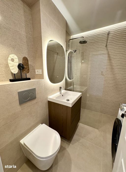 Inchiriez apartament 3 camere, Piata Spitalului-Intim
