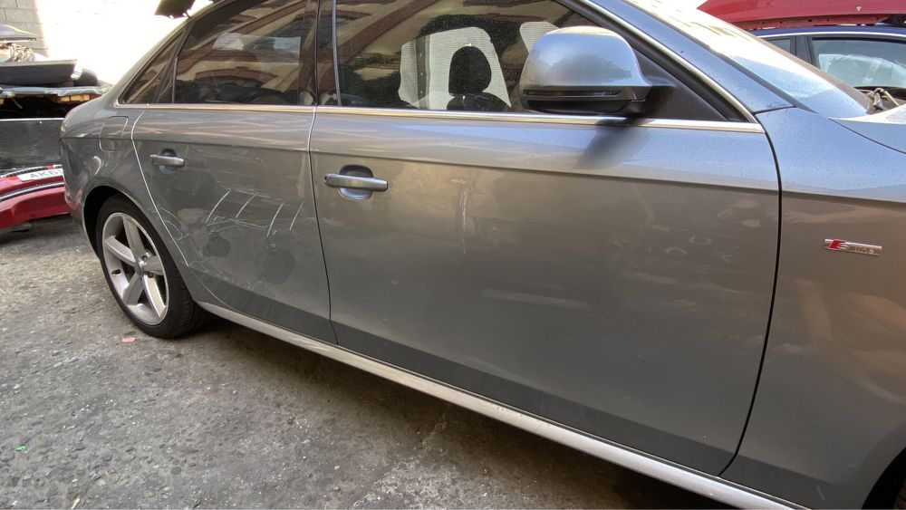 Usa/Uși Audi A4 B8 (2008-2011) LY7G Stanga/Dreapta