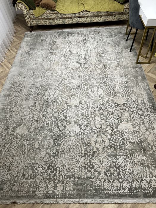 продам ковер из шелка, турецкого производства