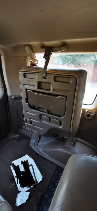 Piese auto din dezmembrari Toyota Land Cruiser 3.0D4D 1KD J90 2002