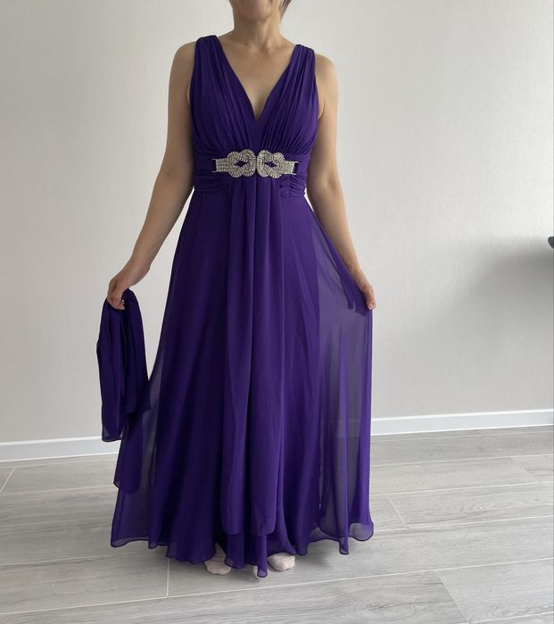 Продам б/у одежду в хорошем состоянии.