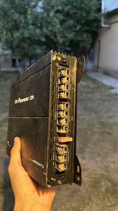 Автоакустика аппаратура сатылады