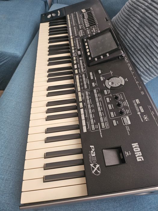 Korg pa 3x scurt