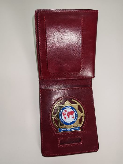 Portofel poliție