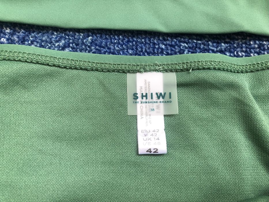 НОВ Shiwi ОРИГИНАЛЕН дамски бански от 2 части - р.L