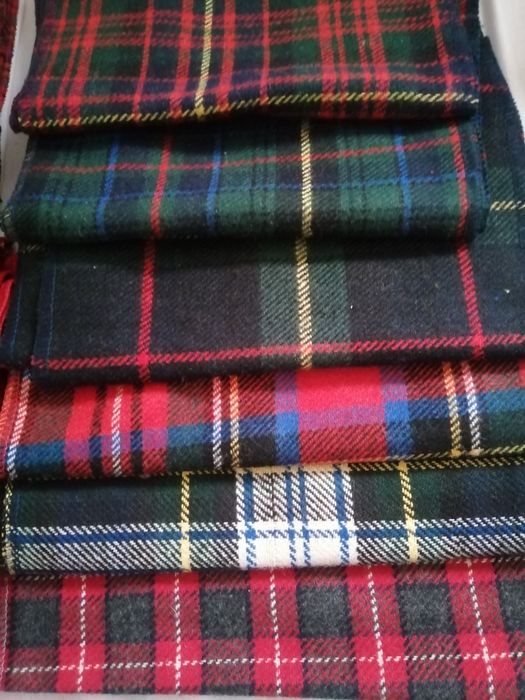 Шалове 100% вълнени.