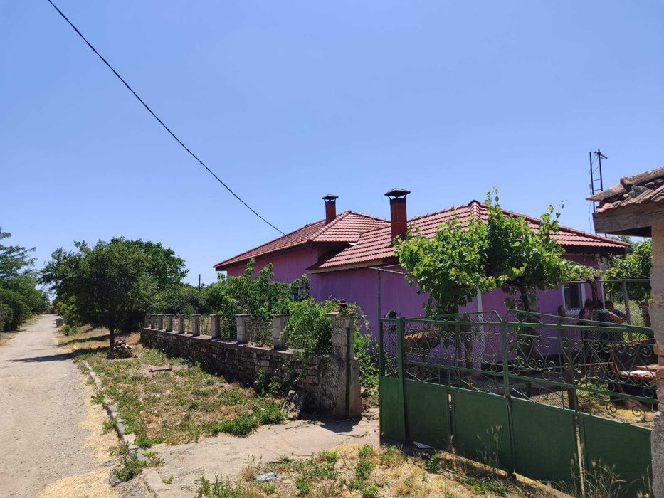 Продава се Къща в с. Спасово, Област Добрич - 100 кв.м за 600 €/кв.м - Снимка #2