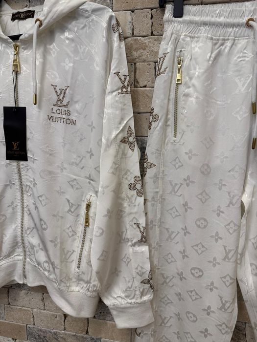 Дамски комплекти висок клас.