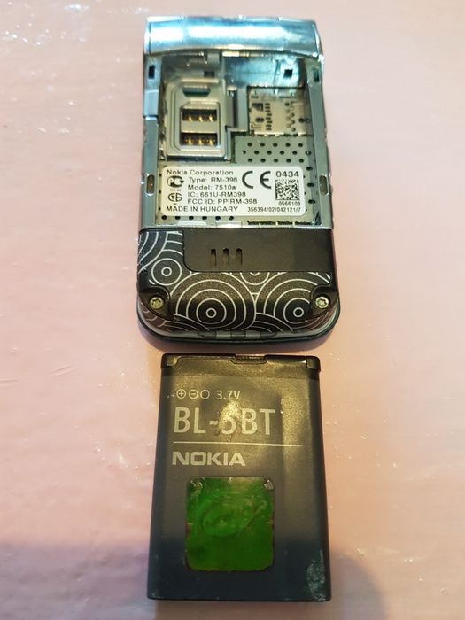 Телефон Нокия 7510а