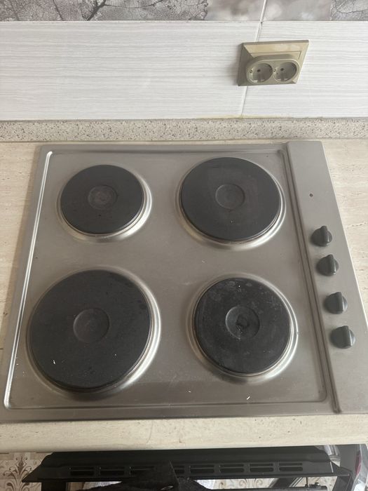 Продаю варочную панель 4‑х конфорочную