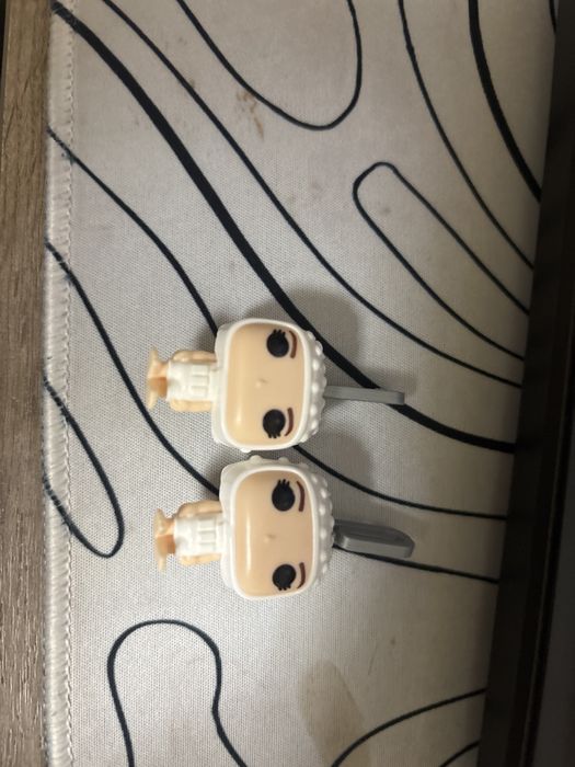 фигурки очень странные дела