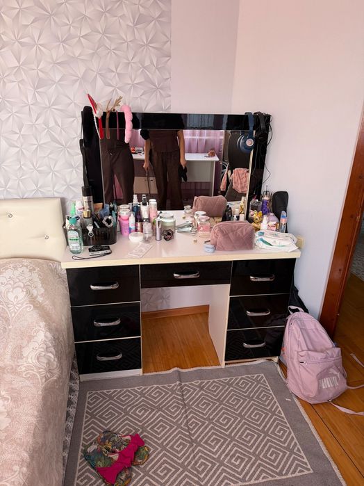 срочно продам всю детскую гарнитуру