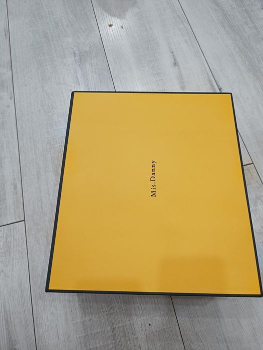 Зимние стильные ботинки