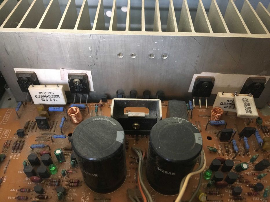 Усилвател AKAI AM-49
