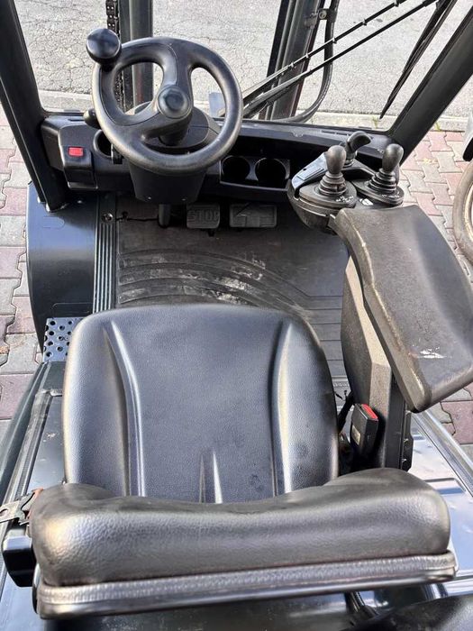 Stivuitor - Motostivuitor Linde H30T GPL An fabricație 2006