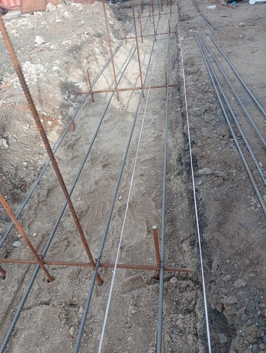 Стяжка,фундамент,кафель