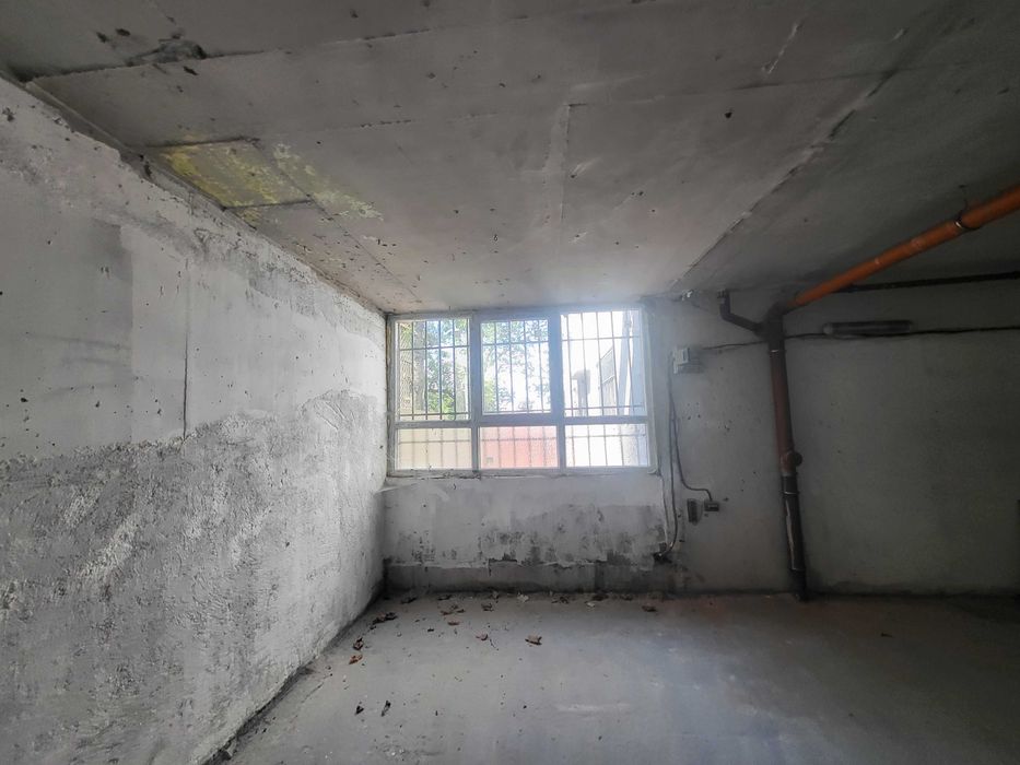 Дава се под наем Гараж / Паркомясто в София, Център - 102 кв.м за 420 € - Снимка #6