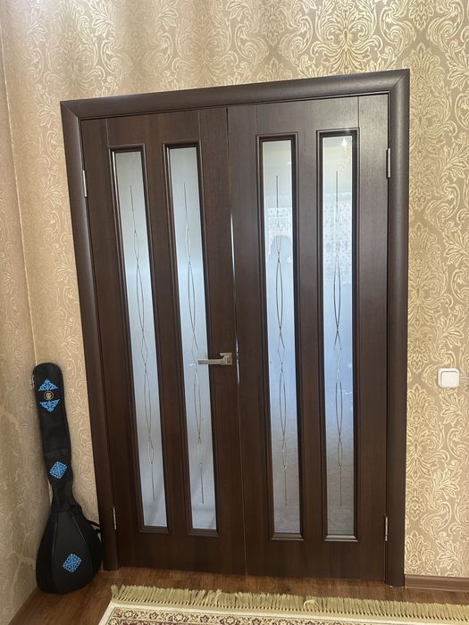 Двери межкомнатные в отличном состояний