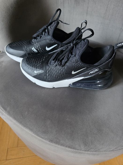 Nike Air Max 270
