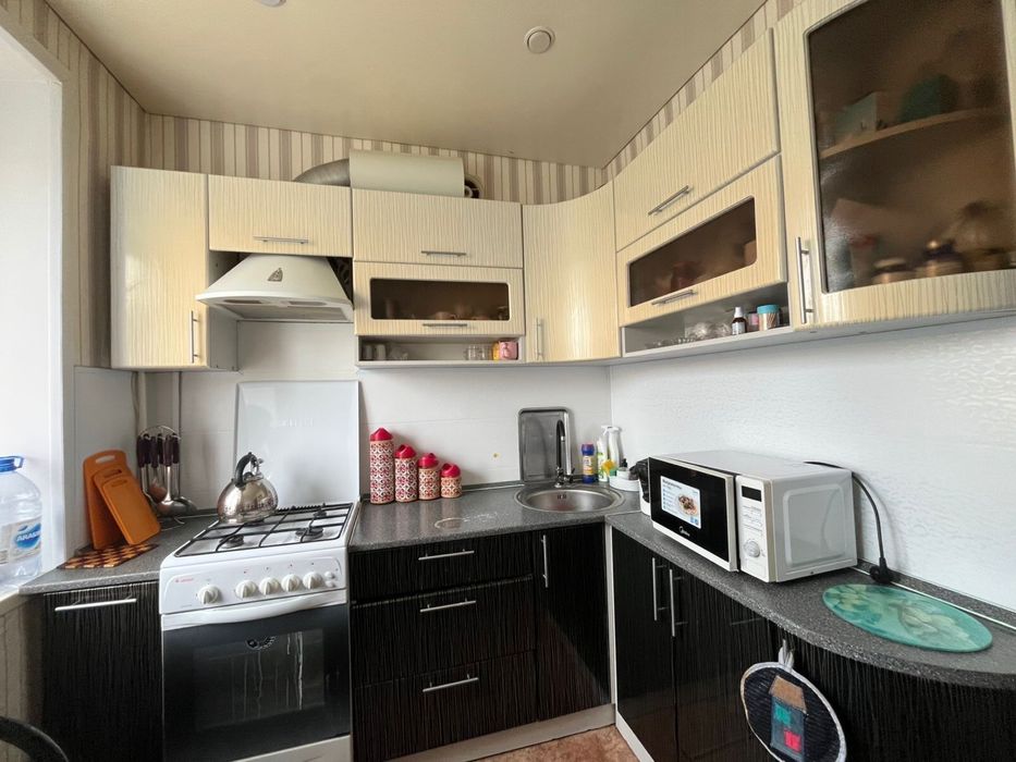 Продам кухонный гарнитур