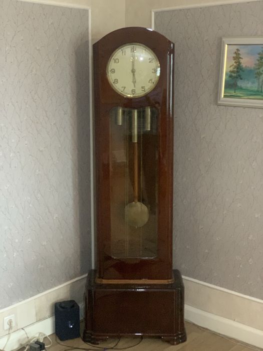 Продам часы напольные ОЧЗ "Янтарь"