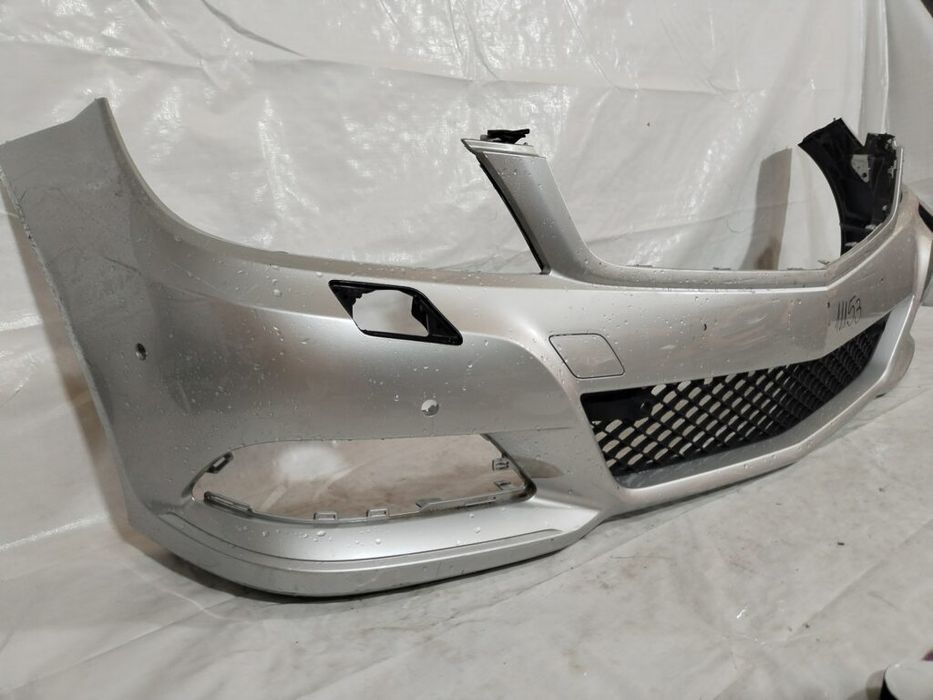Bara fata Mercedes C-Class W204, facelift, 2010, 2011, 2012, 2013, cod origine OE A2048805547.
