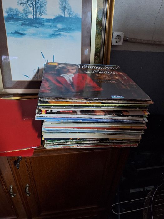 Pick-up up Dulap și Viniluri