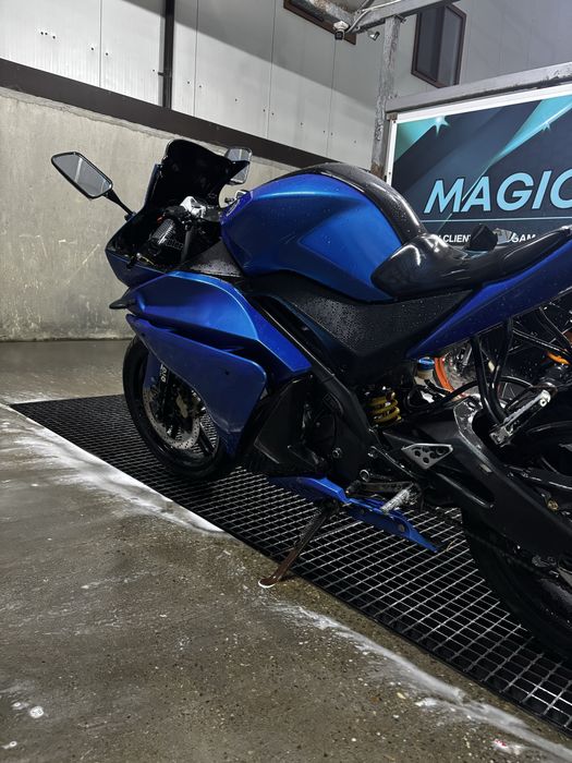 Vand yzf r125 foarte intretinut ca nou
