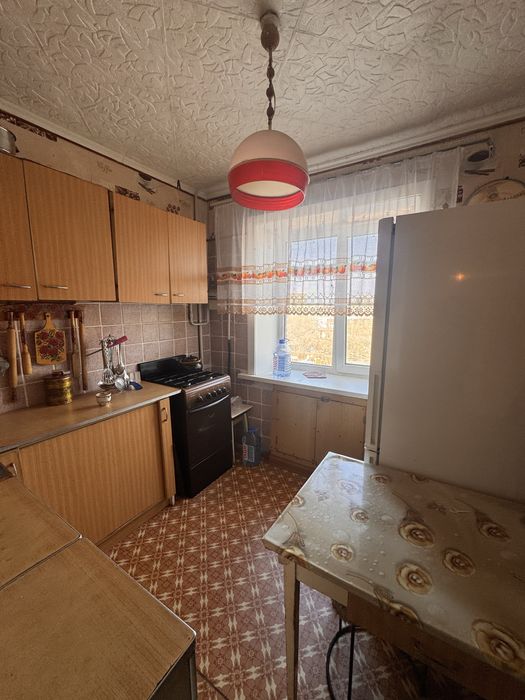 Продам 3 комн квартиру 14400