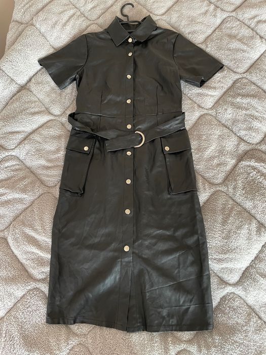 Кожена рокля с коланче !