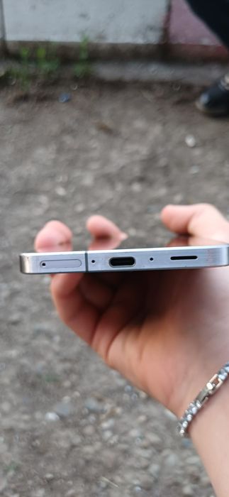 Samsung a56 5g foarte bun