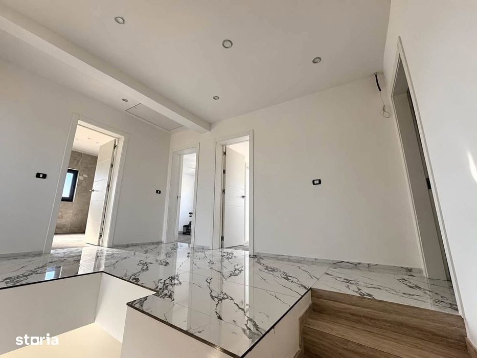 Casa Individuală în Dragsina -250mp /850mp teren - 2 garaje Comision 0