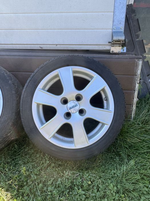 Jante Alutec 6.5jx15h2 et30 r15 4x98 fiat punto panda, ford ka, peugeot, citroen, alfa romeo