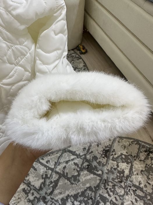 Новая  белая куртка для свадебного платья и не только