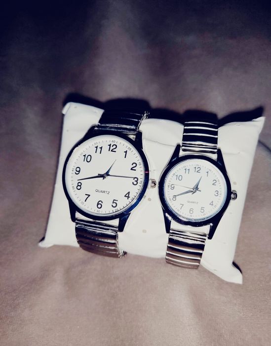 Парные часы 5000 тг